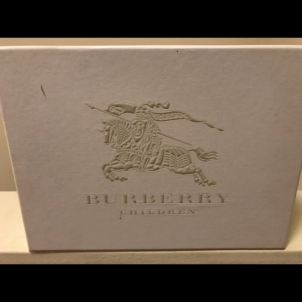Burberry girl sandals